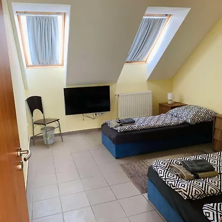 Balaton Grill Szallas Hostel Σίοφοκ