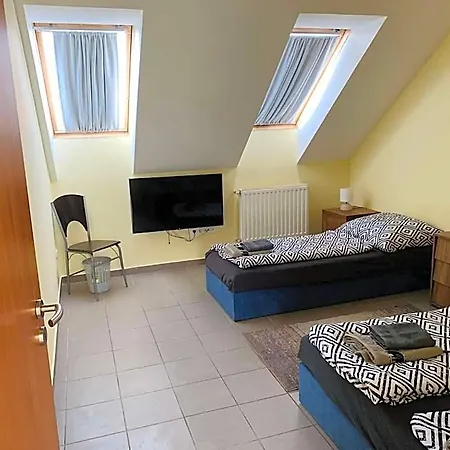 Hostel Balaton Grill Szallas