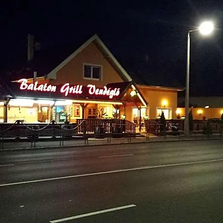 Hostel Balaton Grill Szallas *