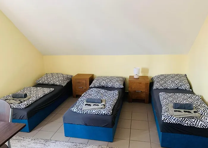 Balaton Grill Szallas שיופוק