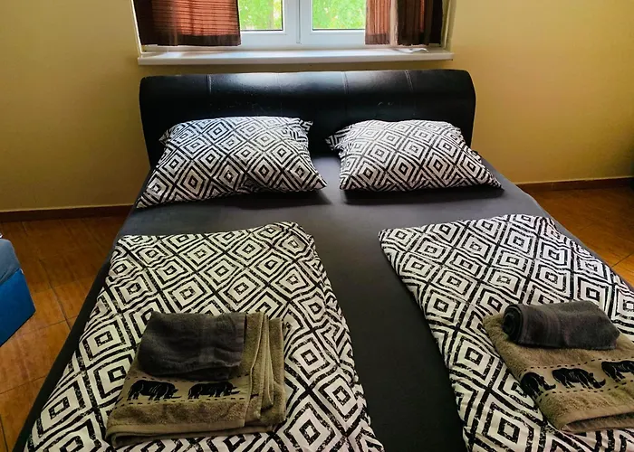 אכסניה Balaton Grill Szallas *